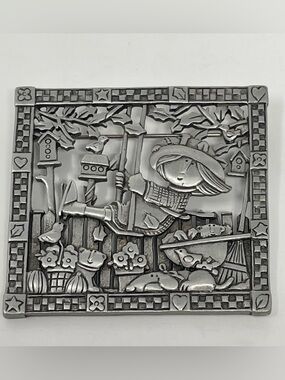 Sue Dreamer Applejack Spoontiques Pewter Brooch Girl on Swing 1999 Vintage